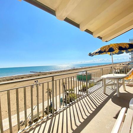 Villa Fronte Mare-Carraro Immobiliare Jesolo - Family Apartments Zewnętrze zdjęcie