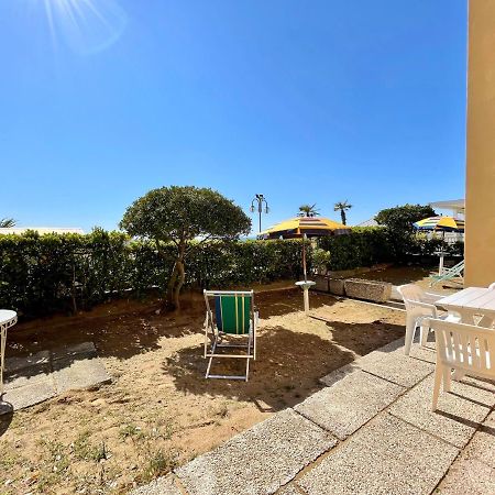 Villa Fronte Mare-Carraro Immobiliare Jesolo - Family Apartments Zewnętrze zdjęcie