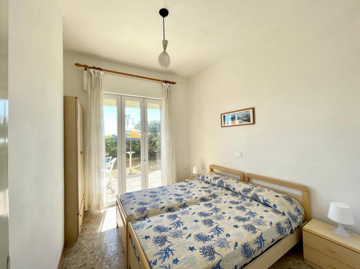 Villa Fronte Mare-Carraro Immobiliare Jesolo - Family Apartments Zewnętrze zdjęcie