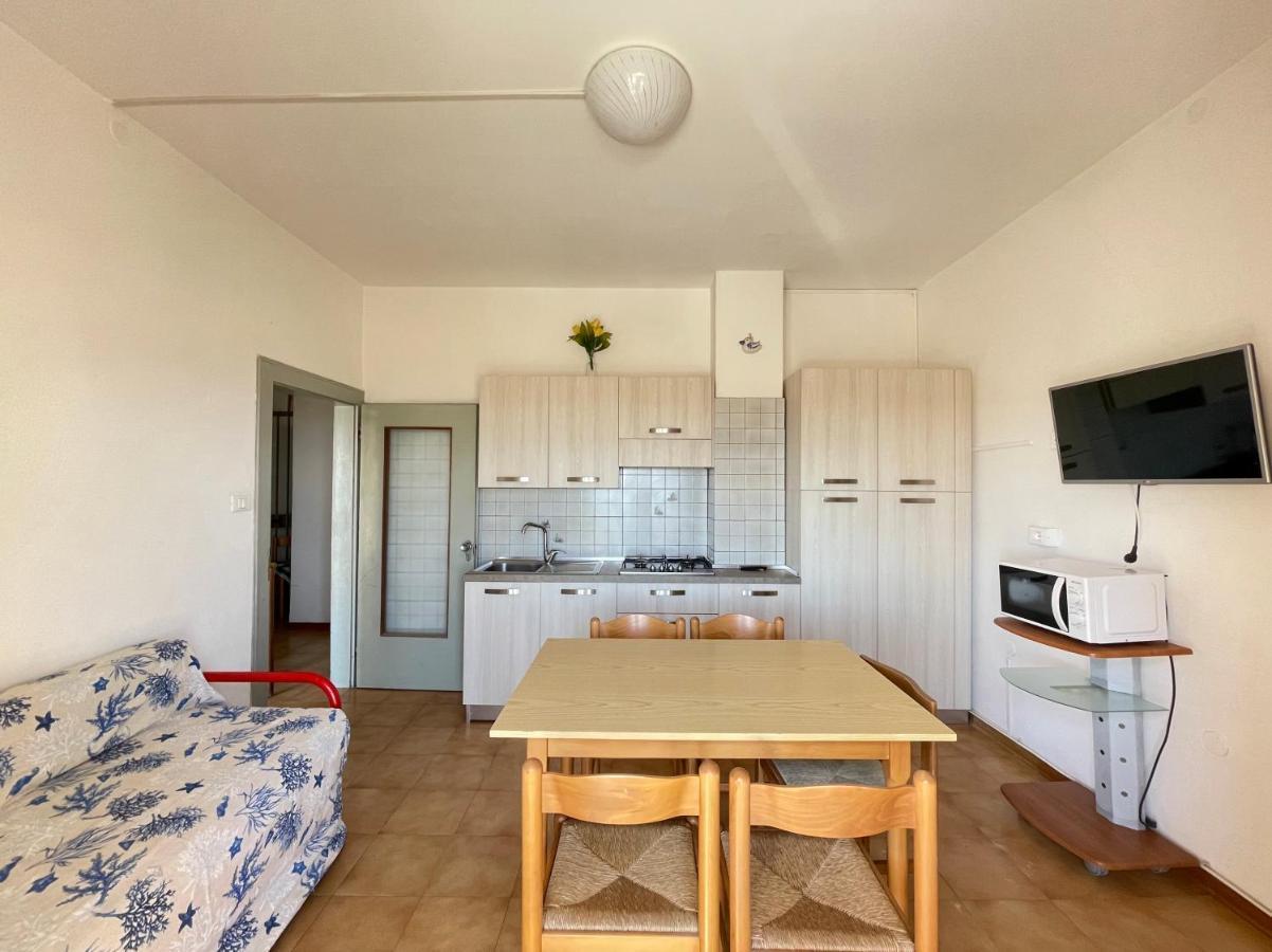 Villa Fronte Mare-Carraro Immobiliare Jesolo - Family Apartments Zewnętrze zdjęcie