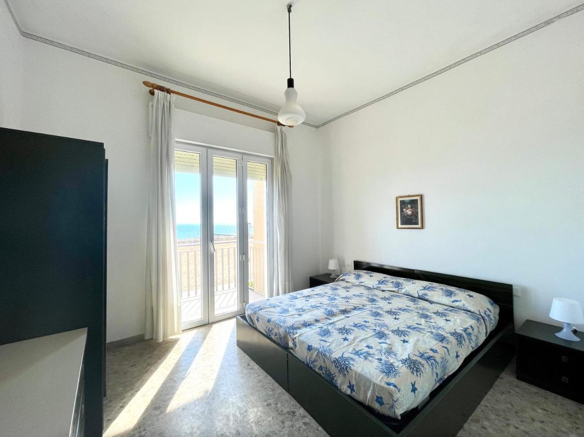 Villa Fronte Mare-Carraro Immobiliare Jesolo - Family Apartments Zewnętrze zdjęcie